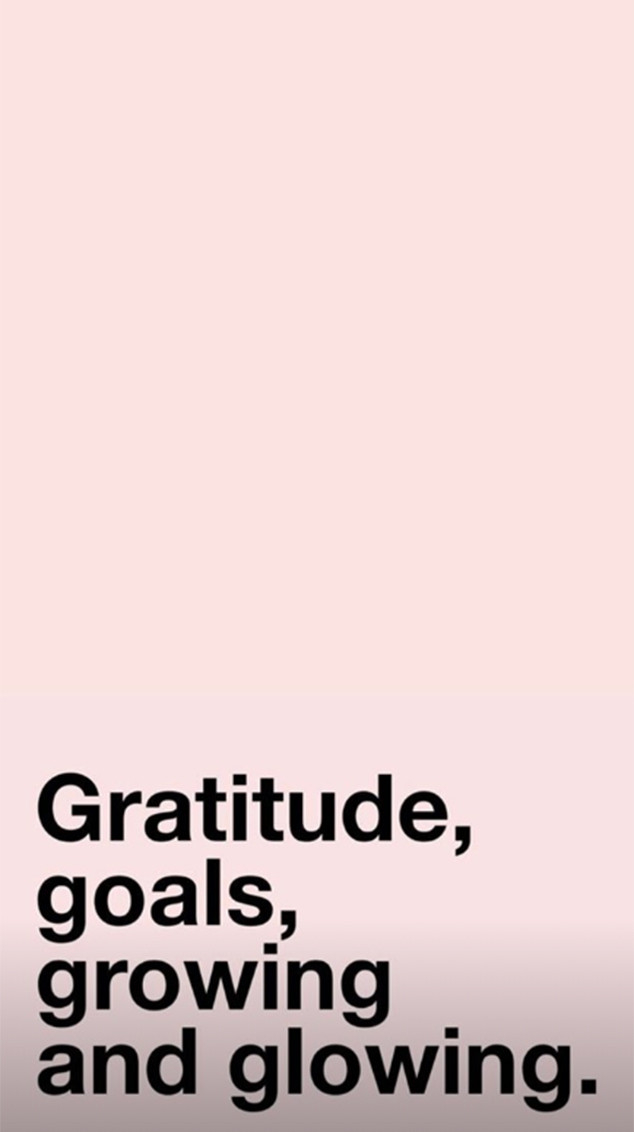 Photos From Khloe Kardashian S Inspirational Instagram Quotes E Online